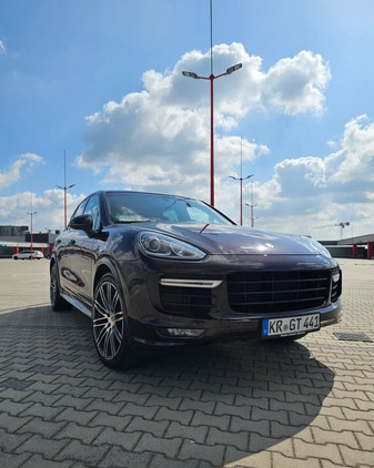 Porsche Cayenne cena 209100 przebieg: 146000, rok produkcji 2015 z Kielce małe 562